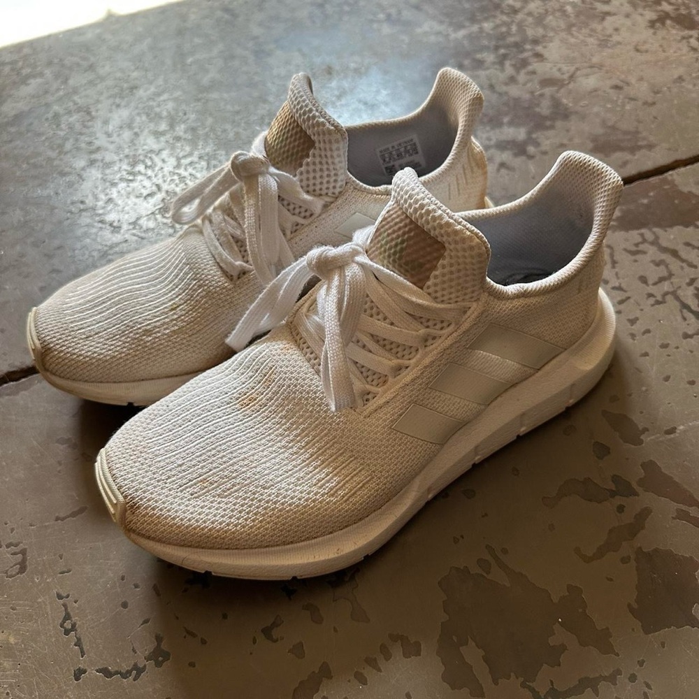Women’s Adidas Swift Run